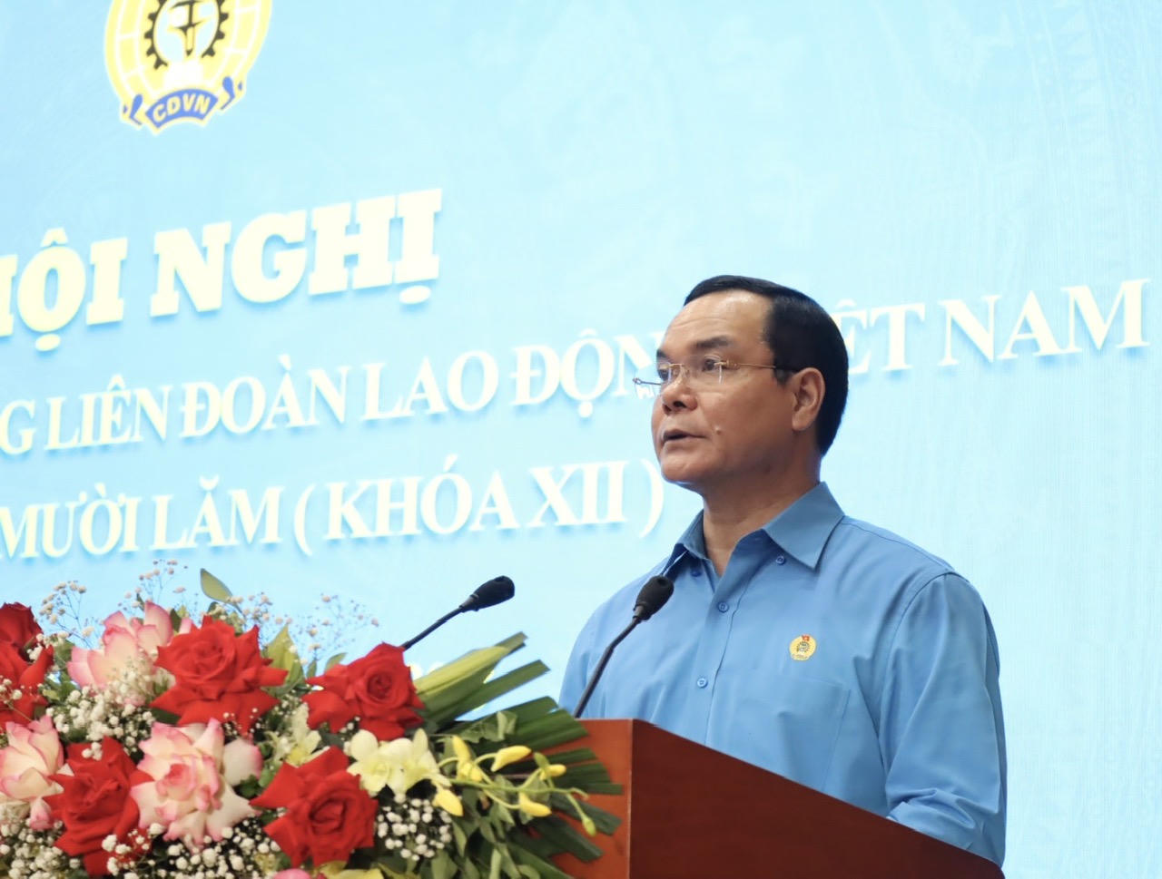 Khai mạc Hội nghị Ban Chấp hành Tổng Liên đoàn Lao động Việt Nam lần thứ 15, khóa XII