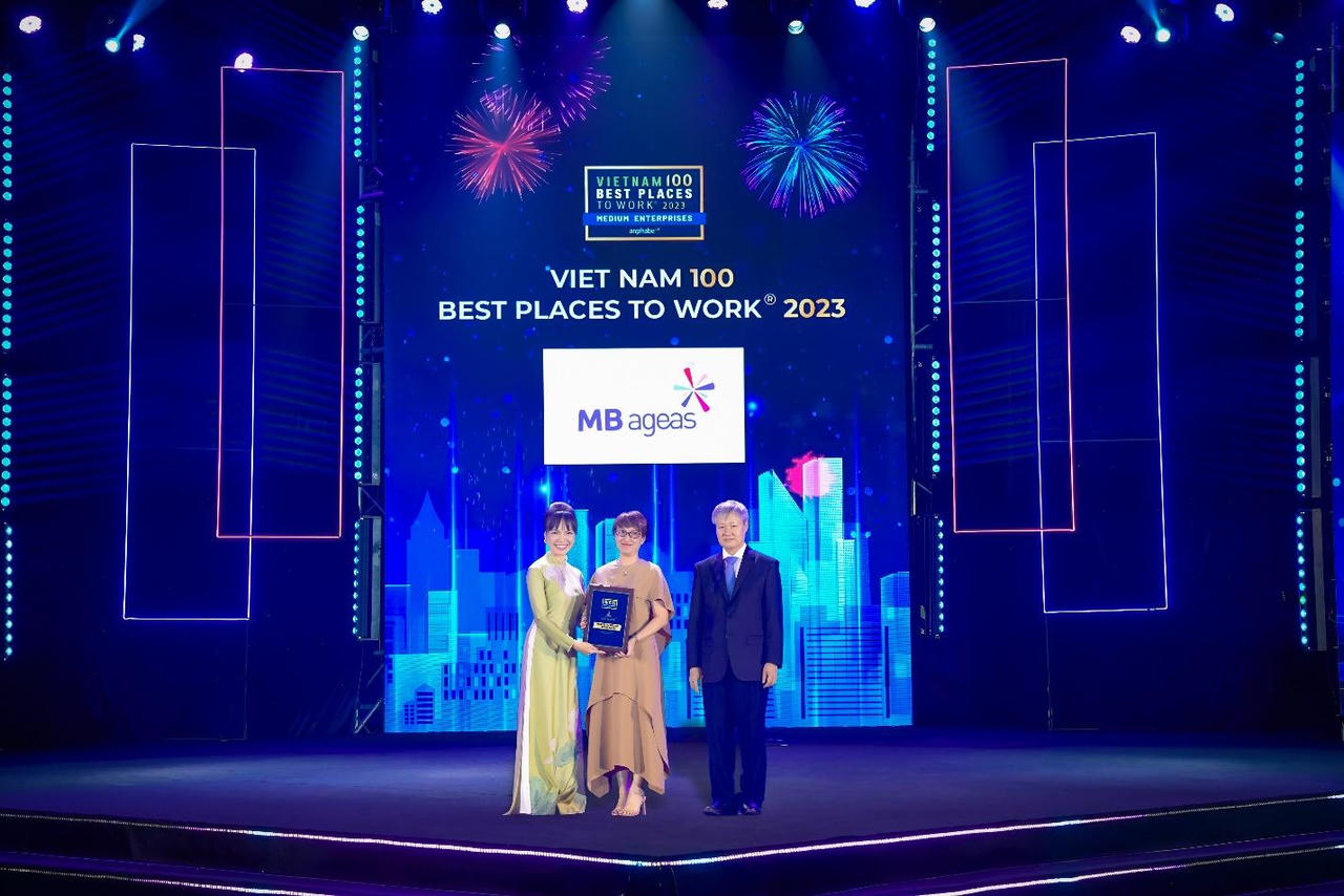 Bảo hiểm Nhân thọ MB Ageas Life được vinh danh 'Top 100 Nơi làm việc tốt nhất Việt Nam 2023'