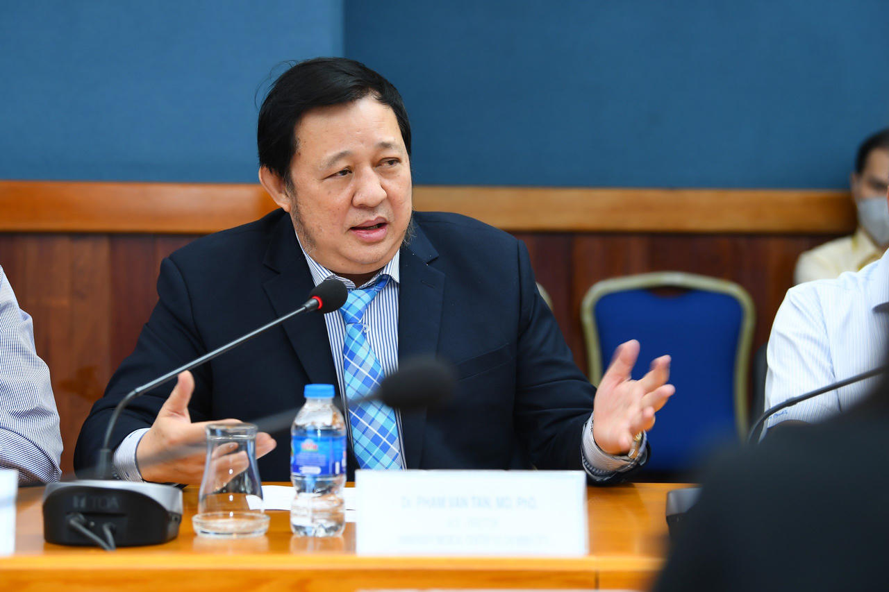 Triển khai chương trình Quản lý và giáo dục toàn diện Bệnh nhân Ghép tạng bằng ứng dụng di động UMC Care