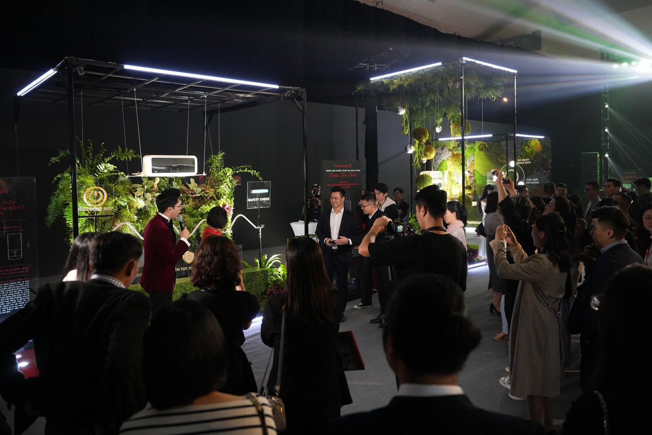 Ariston tổ chức triển lãm nghệ thuật đa giác quan Vườn Thư Thái