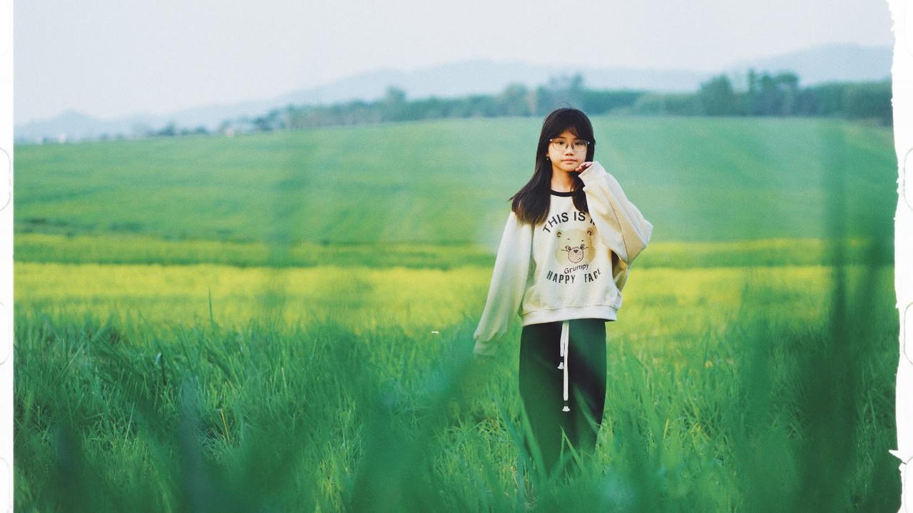 Đồng cỏ hơn 2.300 ha ven đường Hồ Chí Minh thành điểm check-in