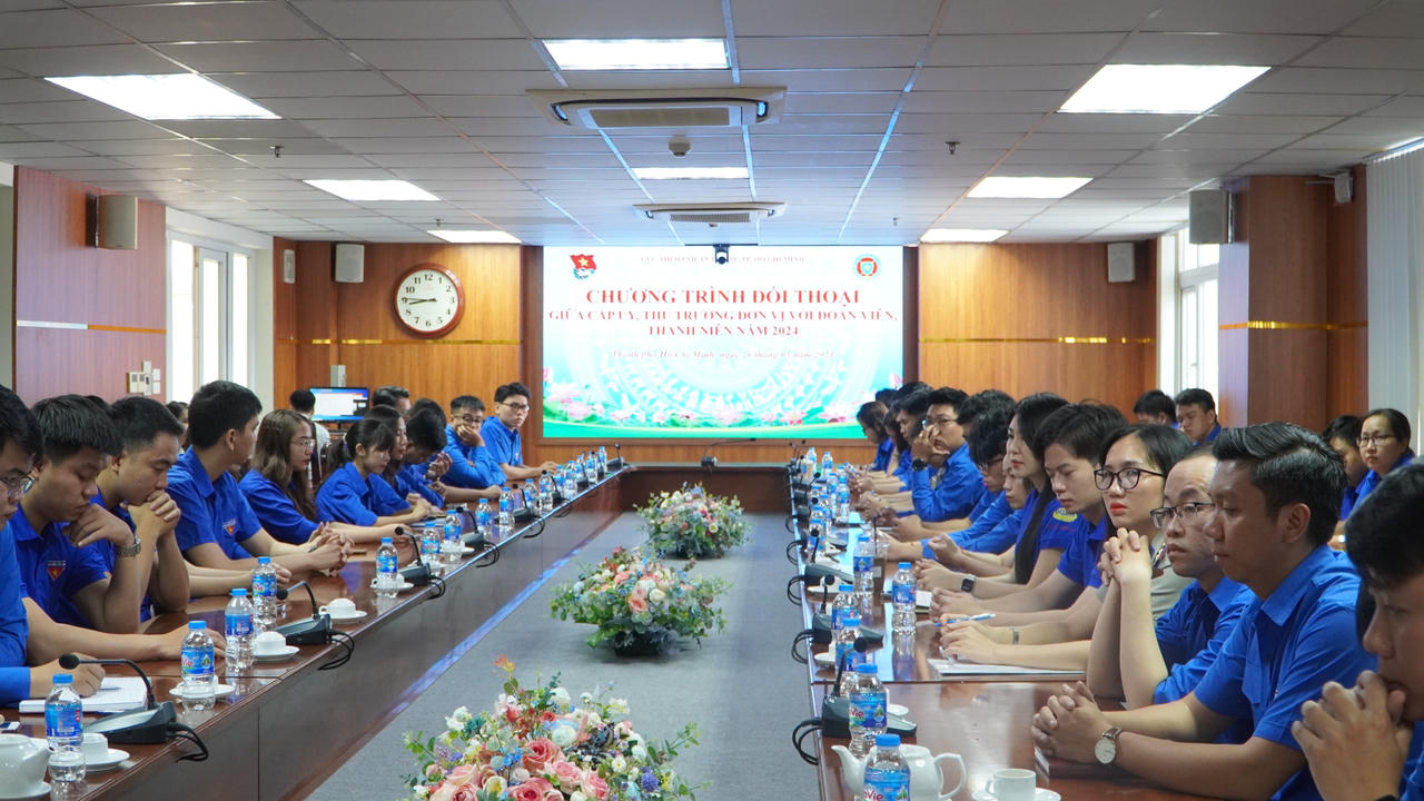 Bí thư Đảng uỷ Cục THADS TP. Hồ Chí Minh Nguyễn Văn Hoà gặp mặt đoàn viên thanh niên, công chức trẻ