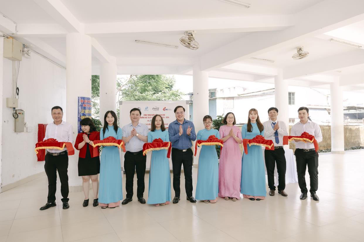 Bàn giao 11 hệ thống máy lọc nước uống tại vòi công suất lớn cho các trường THCS tại Đà Nẵng 