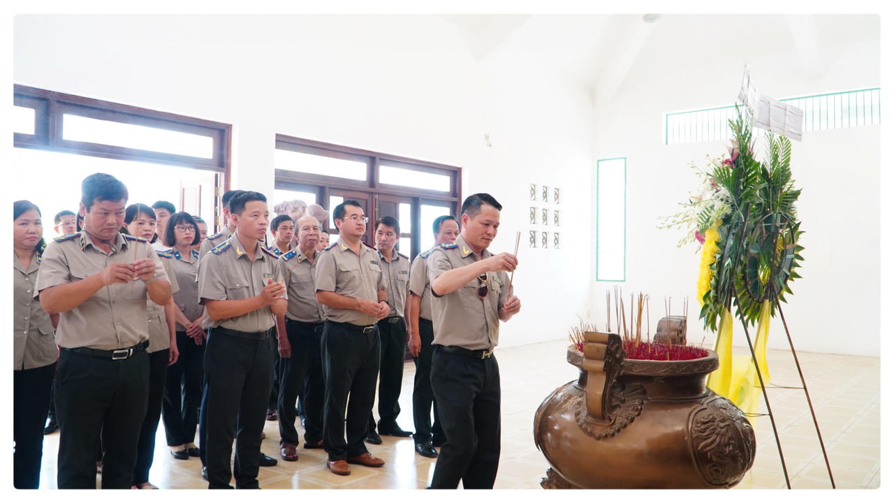 THADS TPHCM: Hành trình về nguồn tại Khu di tích căn cứ Trung ương Cục miền Nam