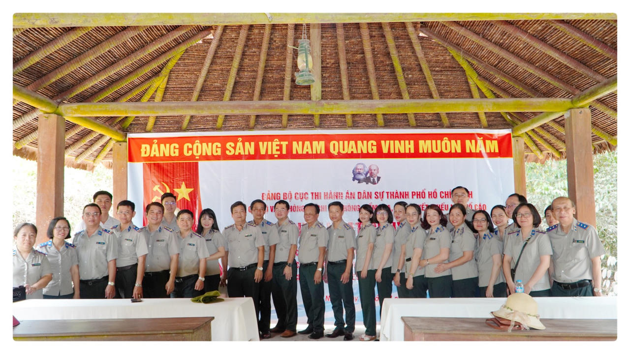 THADS TPHCM: Hành trình về nguồn tại Khu di tích căn cứ Trung ương Cục miền Nam