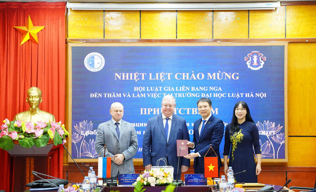 Tăng cường quan hệ hợp tác với Liên Bang Nga trong lĩnh vực giáo dục