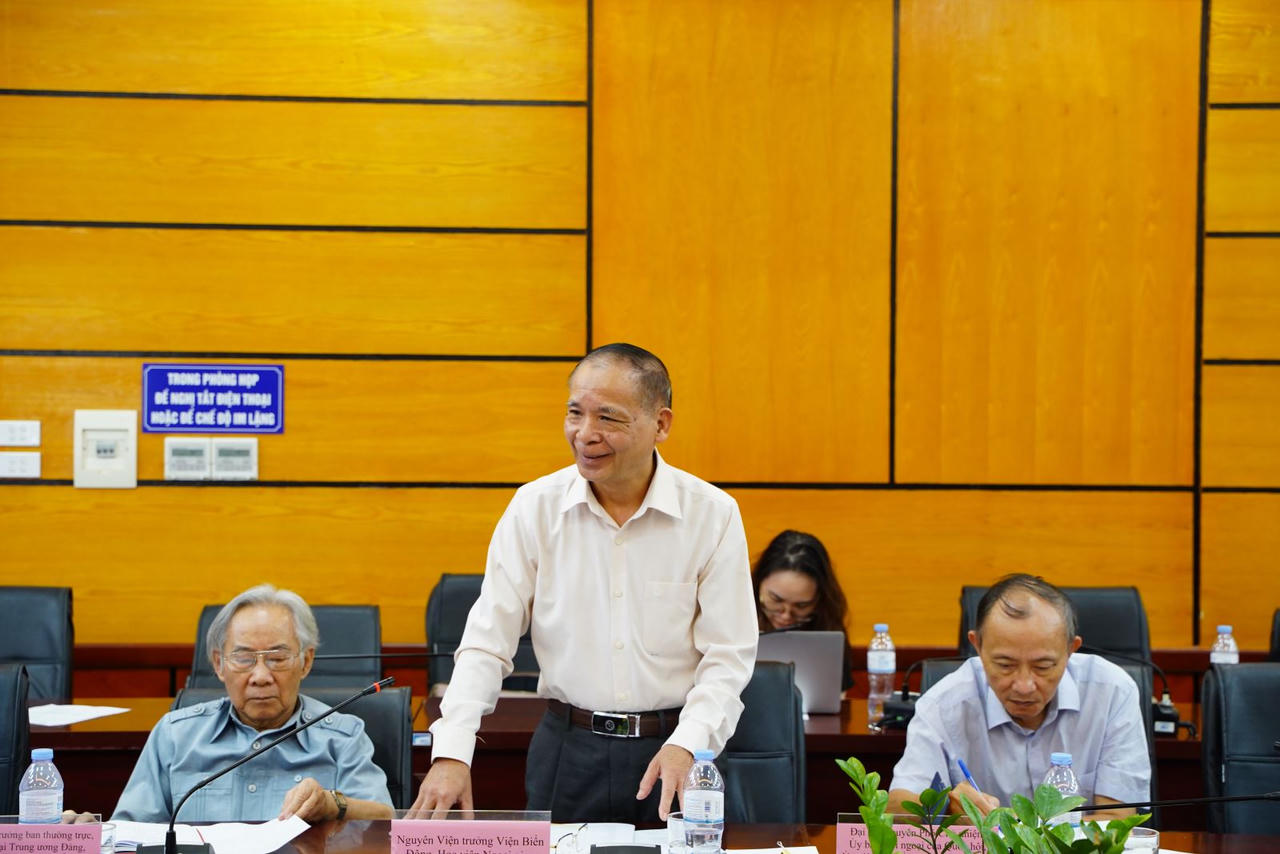 Vai trò của pháp luật quốc tế đối với tình hình thế giới hiện nay