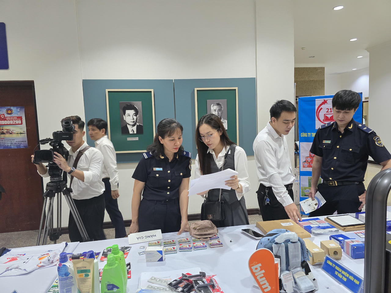 Cần có chế tài xử phạt đủ sức răn đe đối với các hành vi buôn bán hàng giả