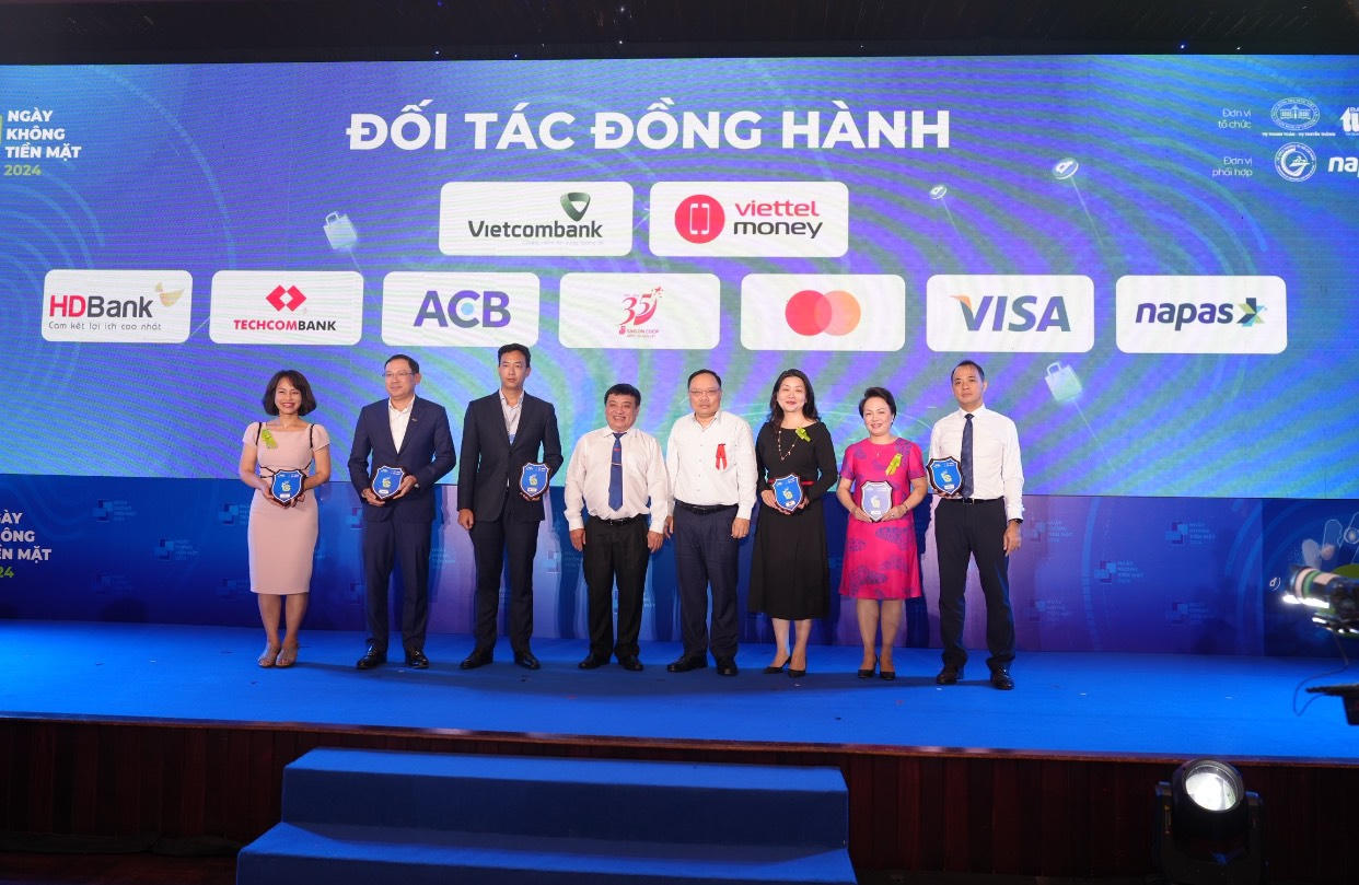 Mastercard chia sẻ giải pháp nâng cao bảo mật và an toàn cho giao dịch không tiền mặt 