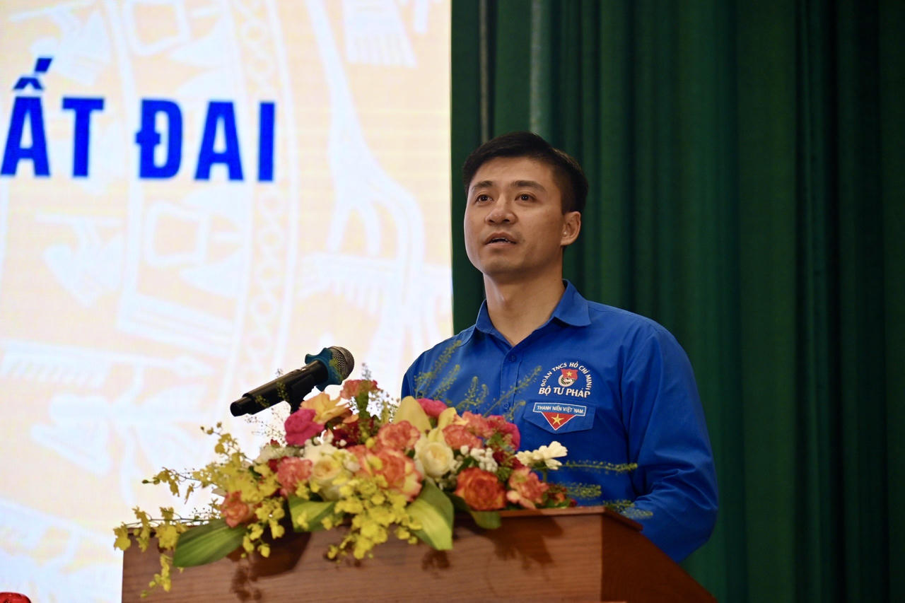 Trường Đại học Luật Hà Nội giành giải nhất Cuộc thi tìm hiểu pháp luật Đất đai năm 2024