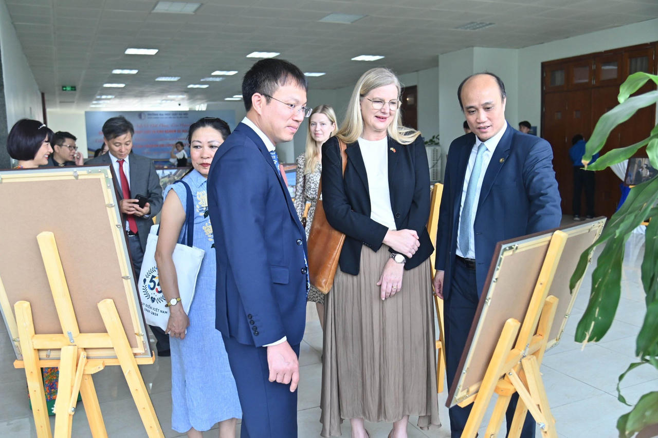 Tăng cường hợp tác trong lĩnh vực đào tạo pháp luật