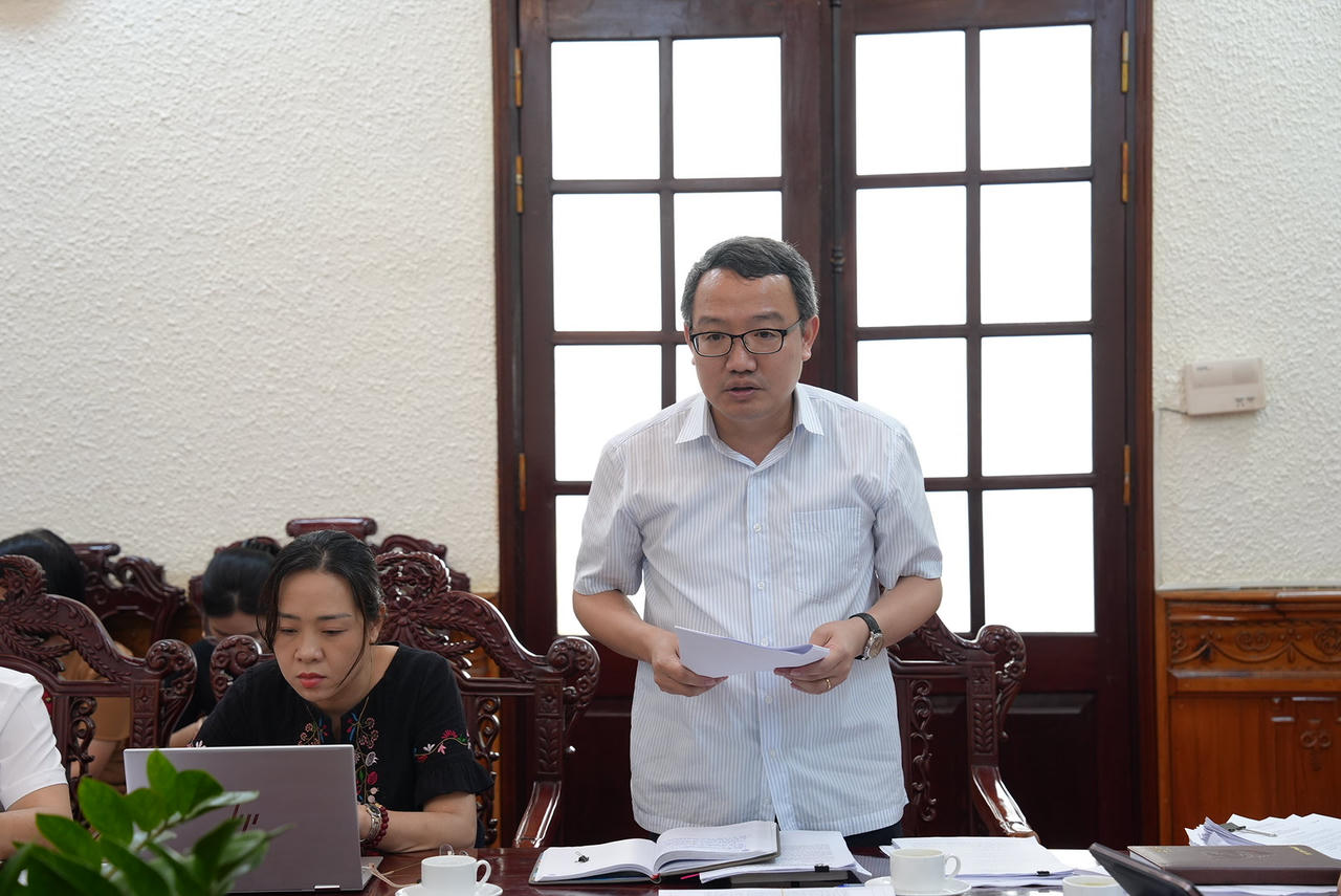 Tiếp tục rà soát, hoàn thiện báo cáo về tình hình xử lý và kết quả rà soát văn bản quy phạm pháp luật