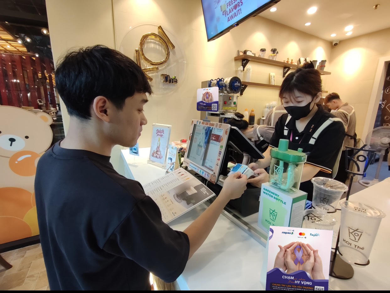 NAPAS, Mastercard và Payoo trao cơ hội tầm soát miễn phí ung thư cho phụ nữ yếu thế