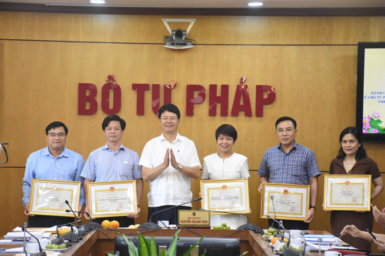 Chủ động rà soát, đảm bảo hoàn thành các nhiệm vụ cải cách hành chính