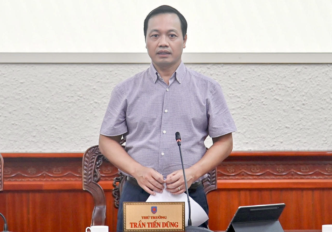 Hoàn thiện hành lang pháp lý thúc đẩy phát triển công nghiệp công nghệ số