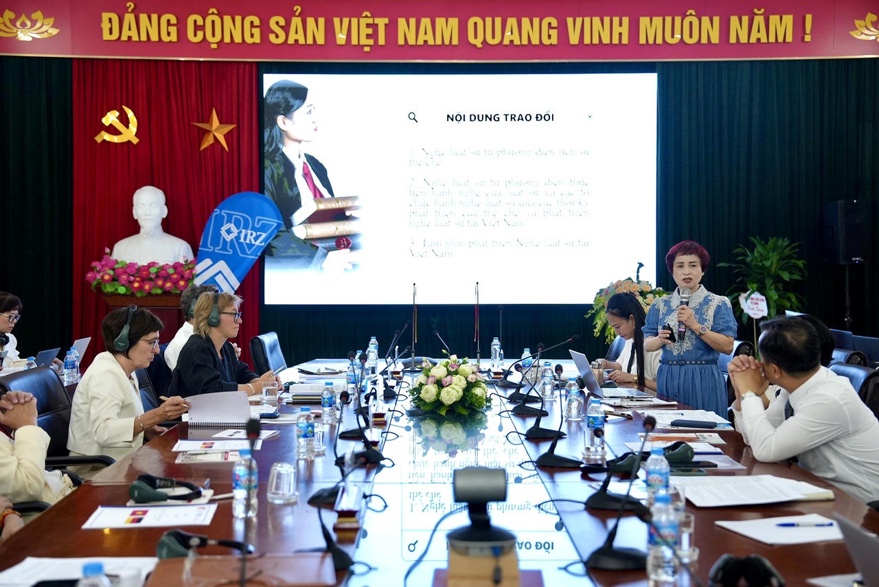 Hội thảo thực tiễn hành nghề luật sư và kinh nghiệm xử lý các tình huống vi phạm đạo đức, quy tắc nghề nghiệp