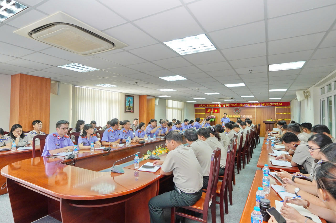 Viện kiểm sát nhân dân TP. Hồ Chí Minh công bố Quyết định trực tiếp kiểm sát công tác THADS