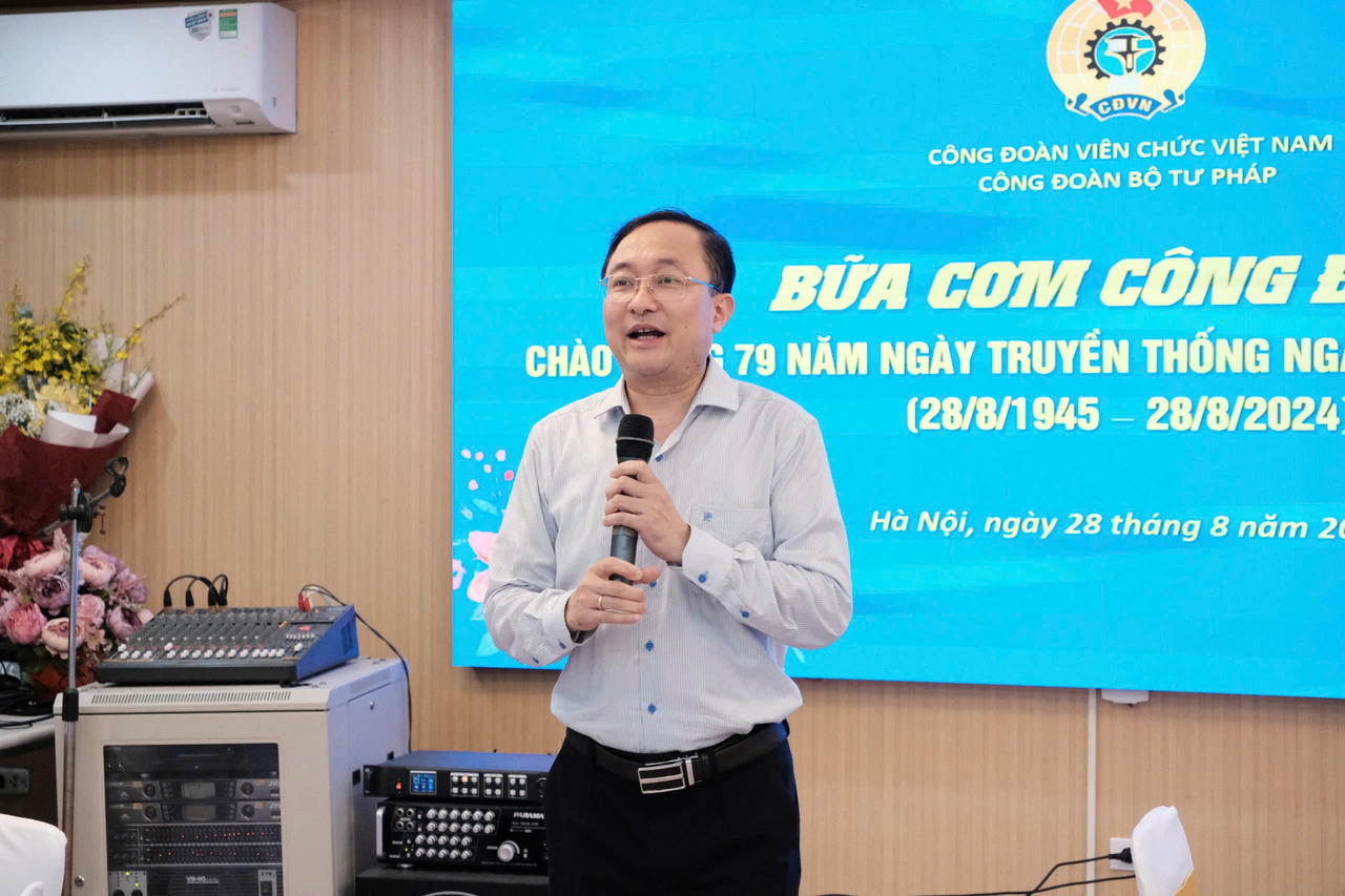 Bộ Tư pháp: Ấm áp “Bữa cơm Công đoàn” gắn kết đoàn viên, người lao động 