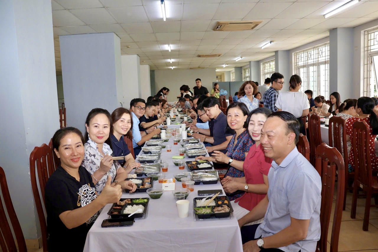 Bộ Tư pháp: Ấm áp “Bữa cơm Công đoàn” gắn kết đoàn viên, người lao động 