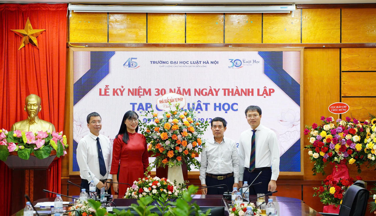 Tạp chí Luật học kỷ niệm 30 năm ngày thành lập