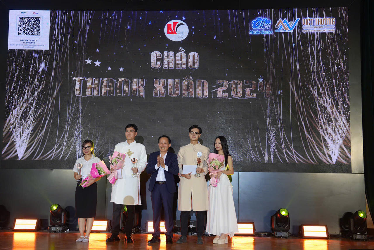 Lớp Luật sư chất lượng cao Khóa 6 đạt giải nhất cuộc thi Tài năng luật sư 2024