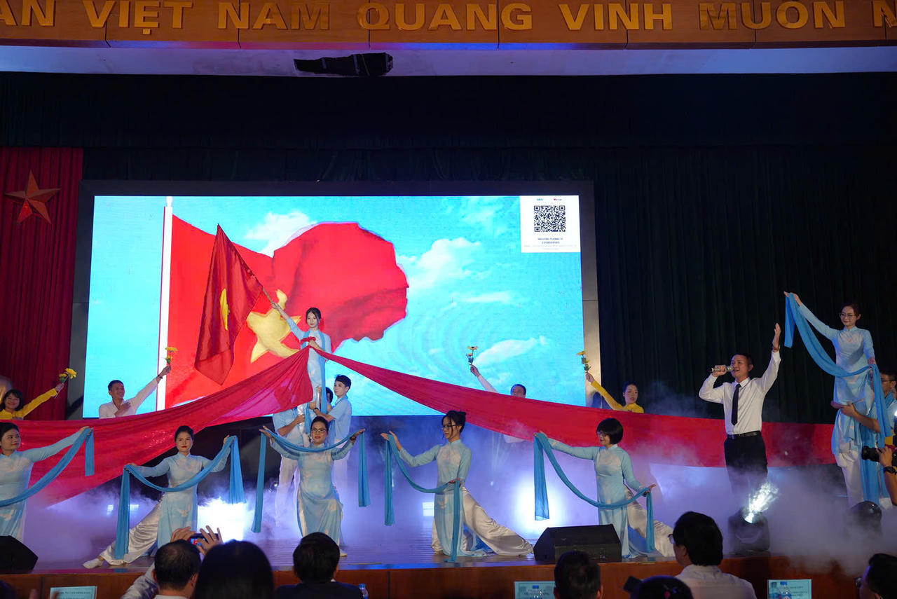 Lớp Luật sư chất lượng cao Khóa 6 đạt giải nhất cuộc thi Tài năng luật sư 2024