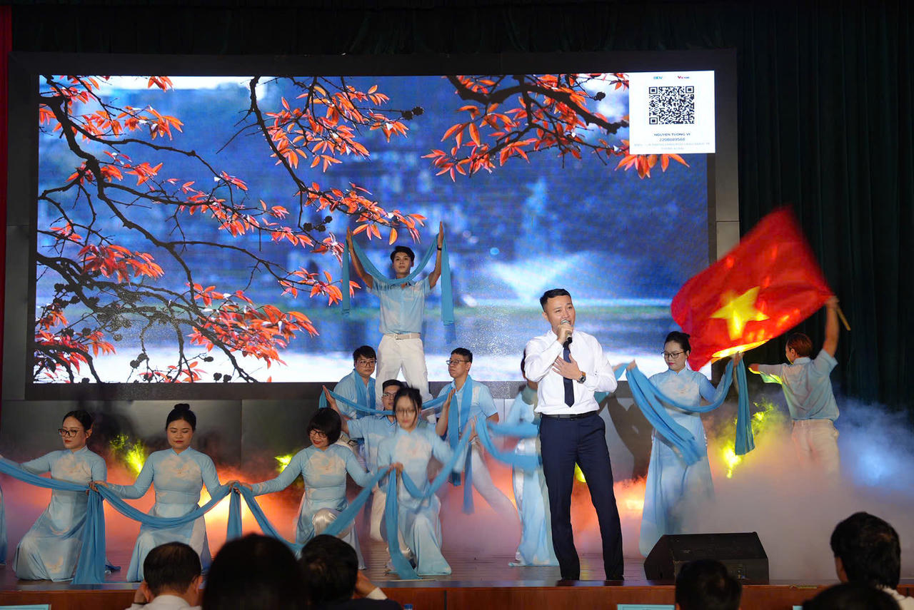 Lớp Luật sư chất lượng cao Khóa 6 đạt giải nhất cuộc thi Tài năng luật sư 2024