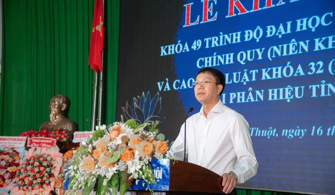 Phân hiệu Trường Đại học Luật Hà Nội tại tỉnh Đắk Lắk khai giảng Khóa 49 trình độ đại học và Cao học luật Khóa 32