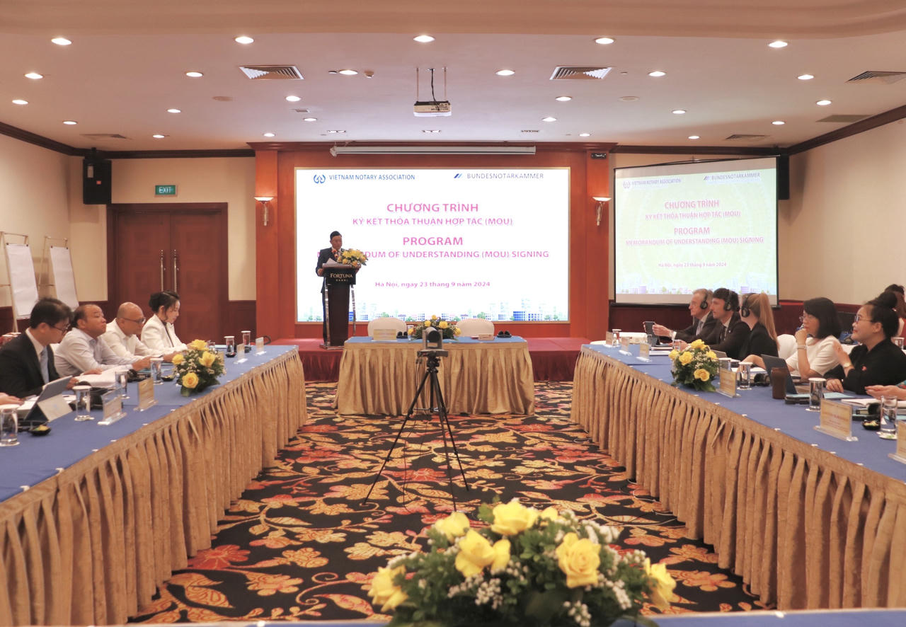 Hiệp hội Công chứng viên Việt Nam và Hiệp hội Công chứng Liên bang Đức ký kết bản ghi nhớ hợp tác