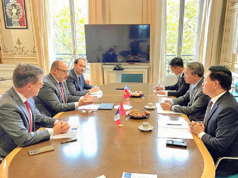 Hội đồng công chứng tối cao Pháp cam kết tiếp tục hỗ trợ Việt Nam phát triển nghề công chứng 