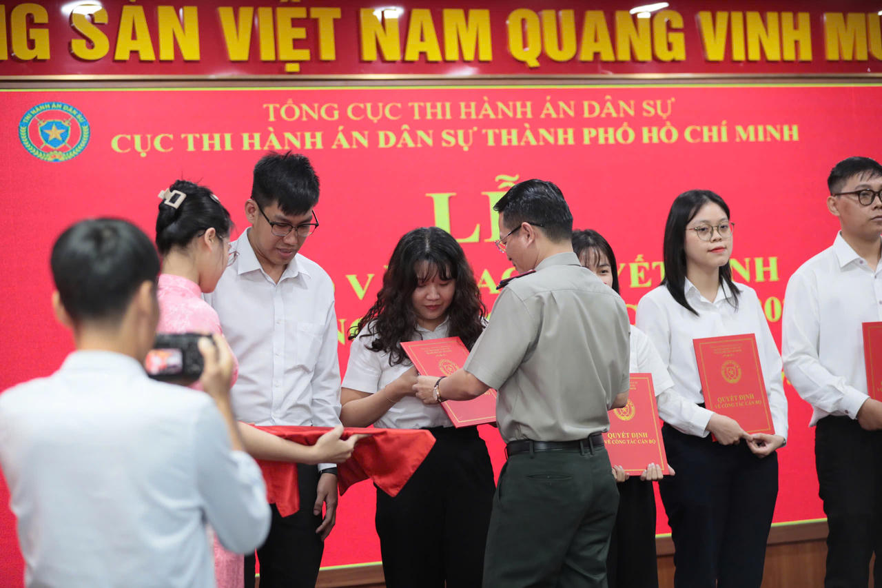 Cục THADS TP. Hồ Chí Minh: Công bố và trao quyết định tuyển dụng công chức năm 2024