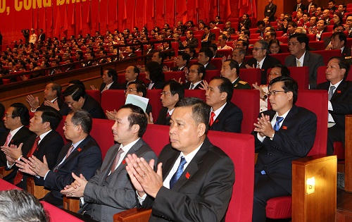 Tổng bí thư Nguyễn Phú Trọng tái cử Ủy viên TƯ khóa XII