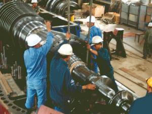 Ở Việt Nam, một người dân đóng thuế “nuôi” 100 công chức?