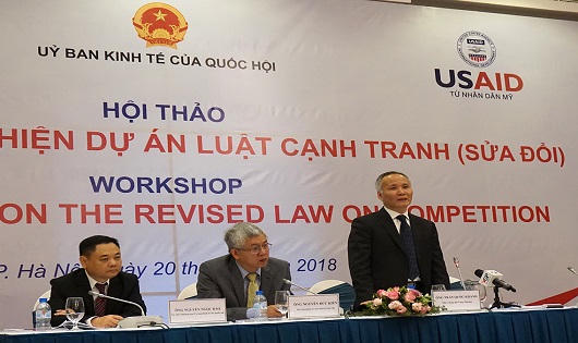 Dự thảo Luật Cạnh tranh (sửa đổi): Không có chuyện lạm quyền, “giấy phép con“