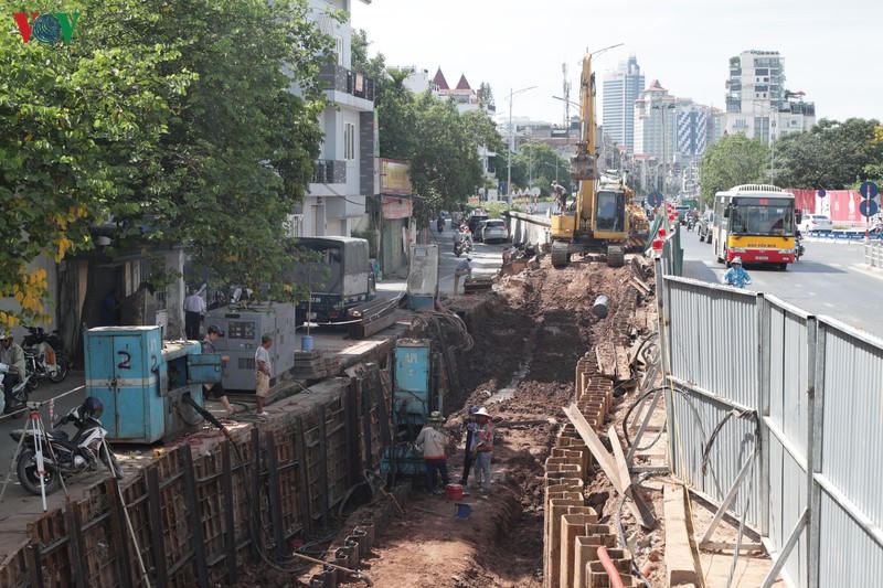 phá dỡ 600m "con đường gốm sứ" ven sông hồng để phục vụ dự án hình 1 pha do 600m "con duong gom su" ven song hong de phuc vu du an hinh 1