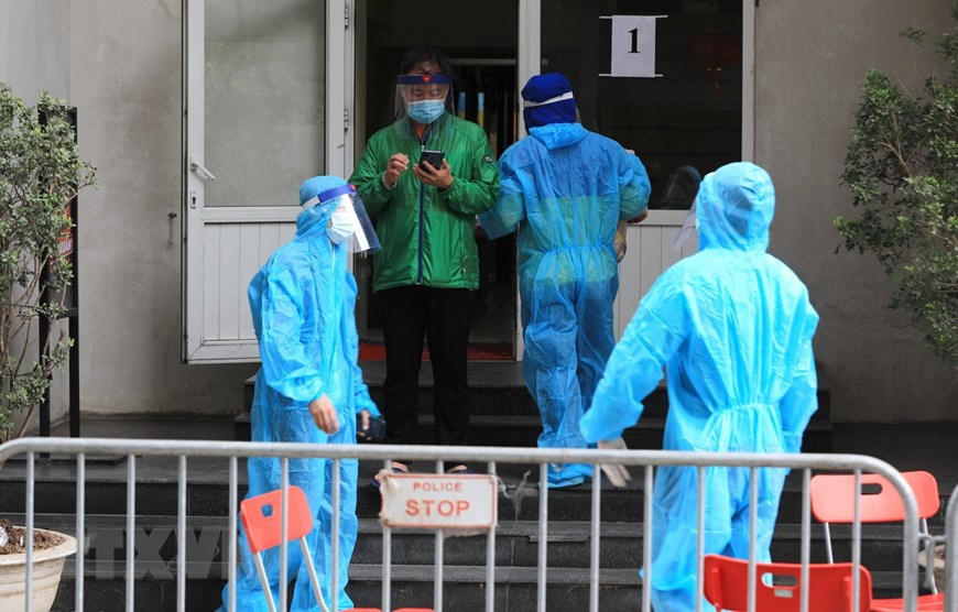 Cách ly tòa N03 Lạc Trung (Hà Nội) - nơi ở của ca nhiễm COVID-19 mới