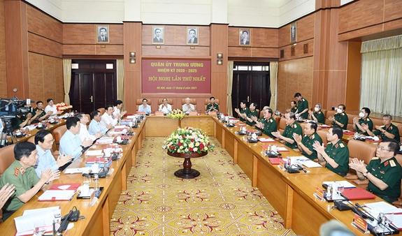 Công bố Quyết định của Bộ Chính trị chỉ định ủy viên Quân ủy trung ương