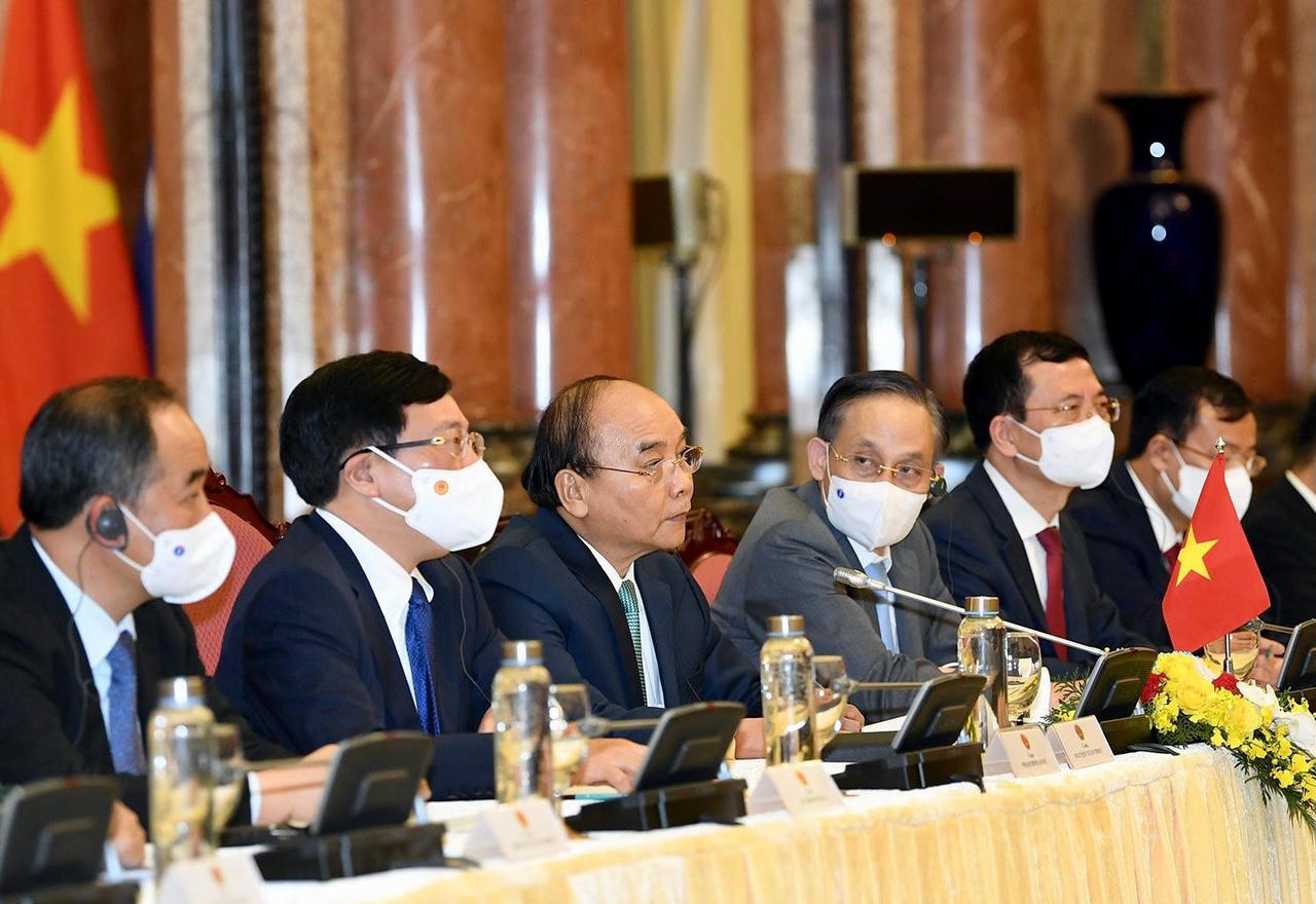 Việt Nam - Lào luôn phát huy truyền thống "chia ngọt sẻ bùi"