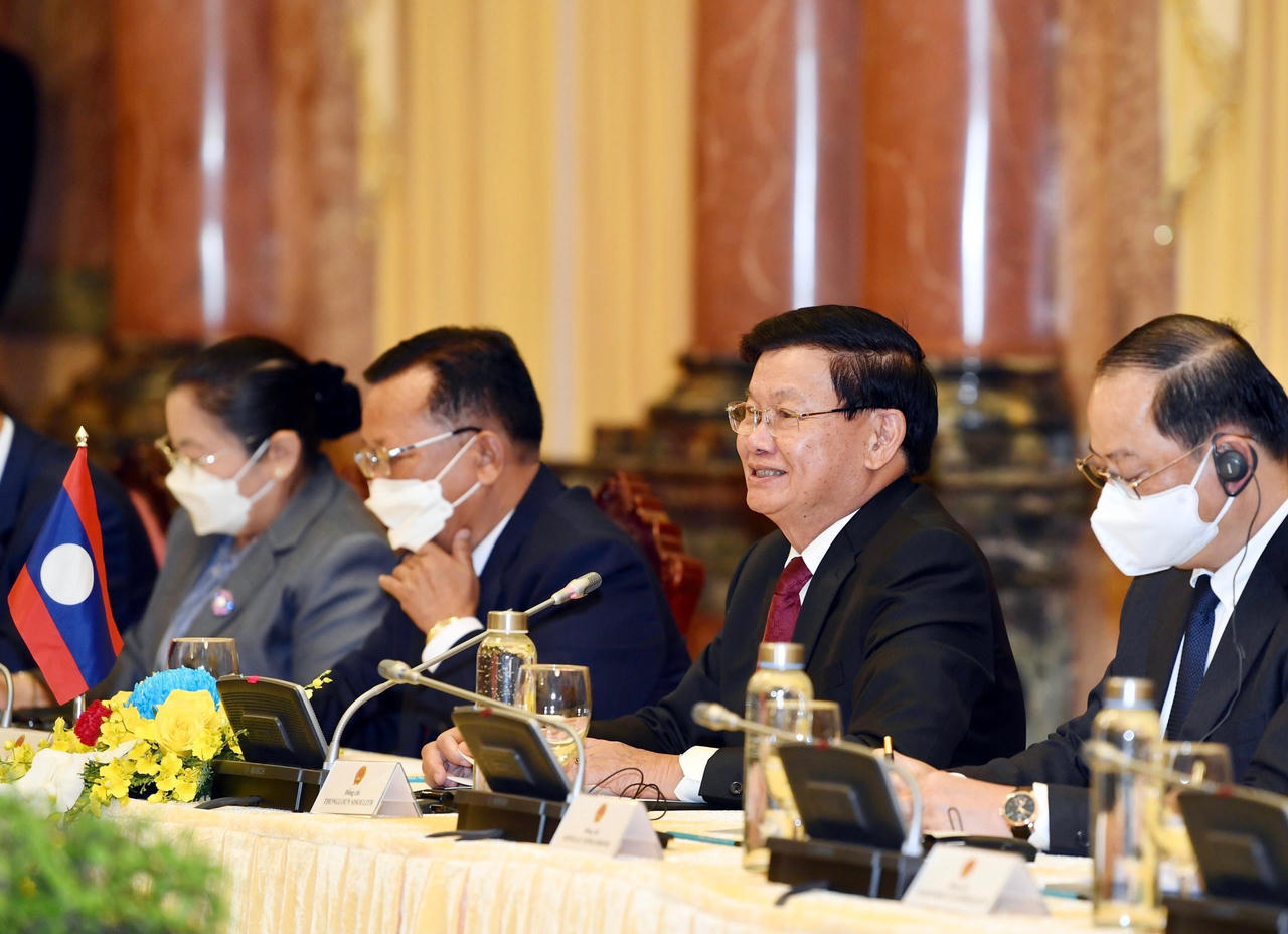 Việt Nam - Lào luôn phát huy truyền thống "chia ngọt sẻ bùi"