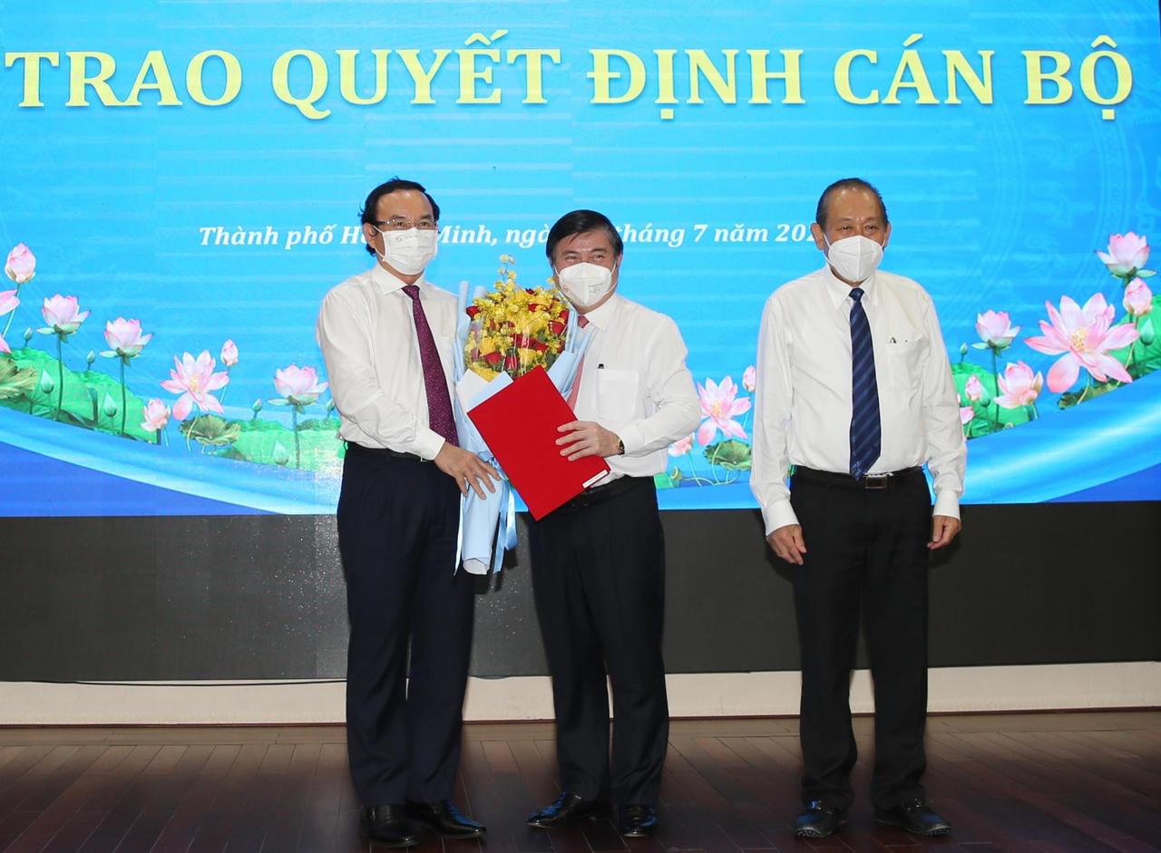 Trao quyết định của Thủ tướng phê chuẩn Chủ tịch, Phó Chủ tịch UBND TPHCM