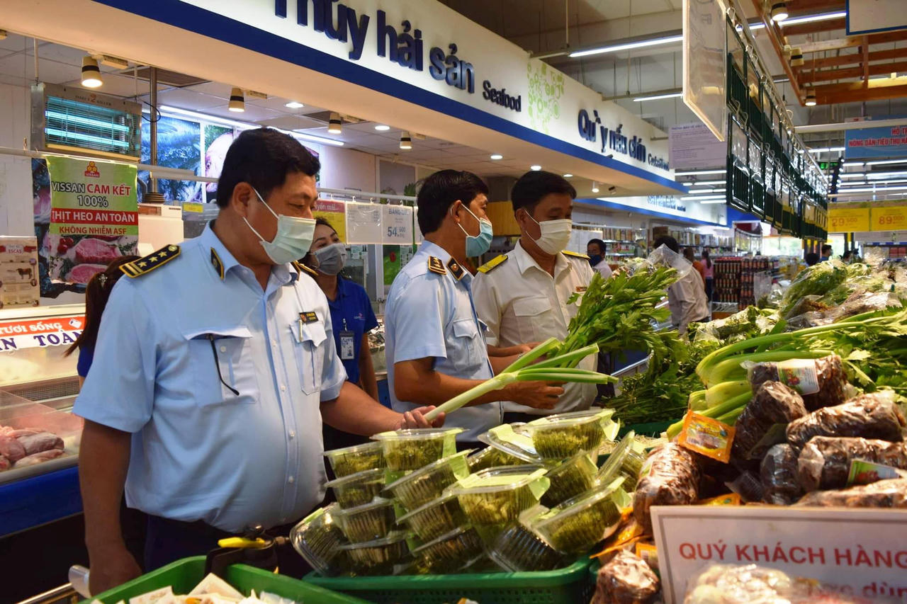 Chủ tịch Bạc Liêu: Chủ động kiểm soát ngăn chặn từ xa, không để dịch lây lan!
