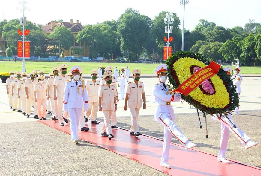 Lãnh đạo Đảng, Nhà nước vào Lăng viếng Chủ tịch Hồ Chí Minh