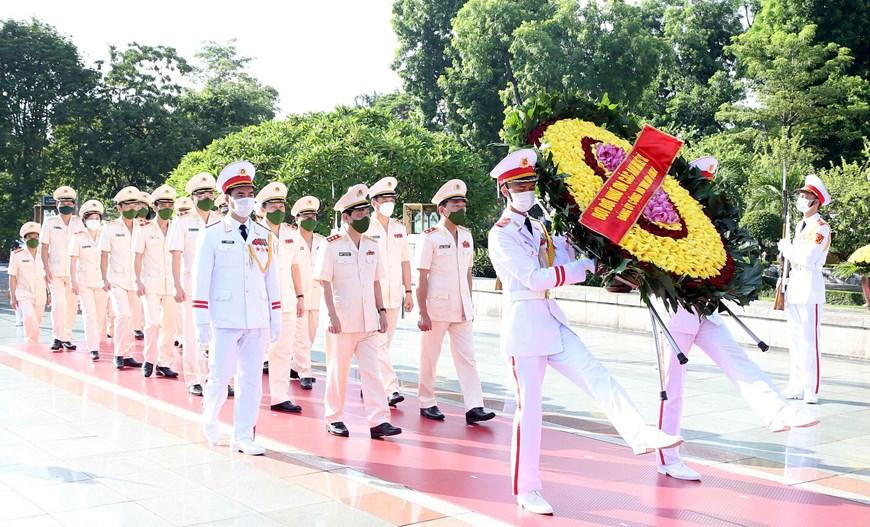 Lãnh đạo Đảng, Nhà nước vào Lăng viếng Chủ tịch Hồ Chí Minh