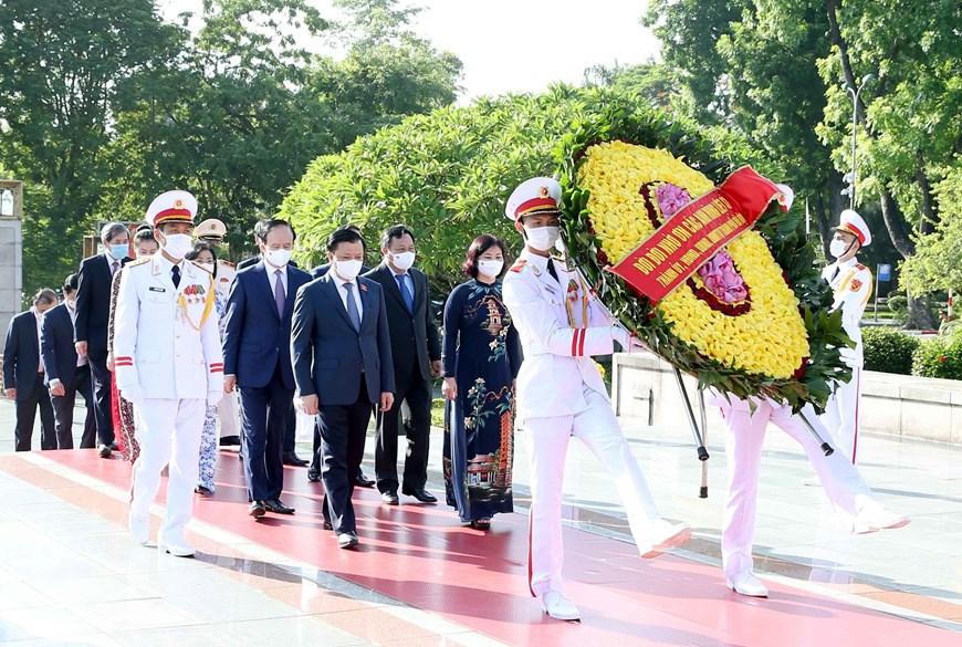 Lãnh đạo Đảng, Nhà nước vào Lăng viếng Chủ tịch Hồ Chí Minh