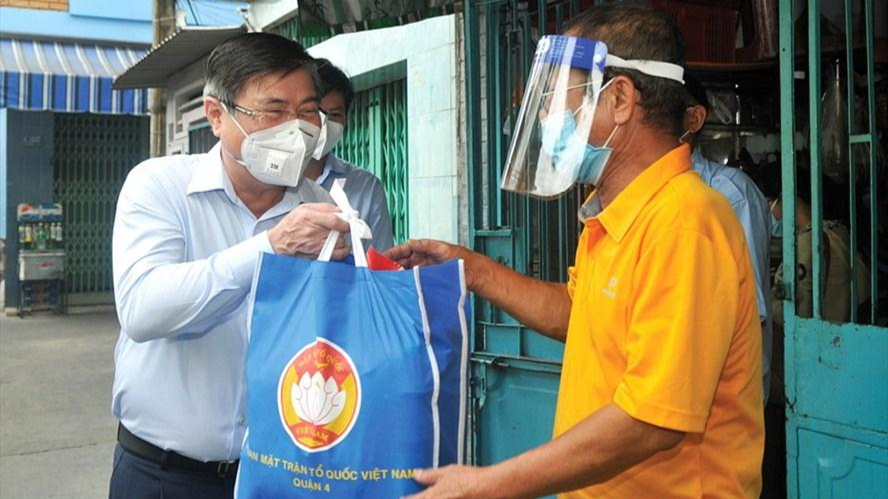 Thủ tướng: "Toàn dân tích cực hơn nữa để đưa đất nước trở lại trạng thái bình thường mới"