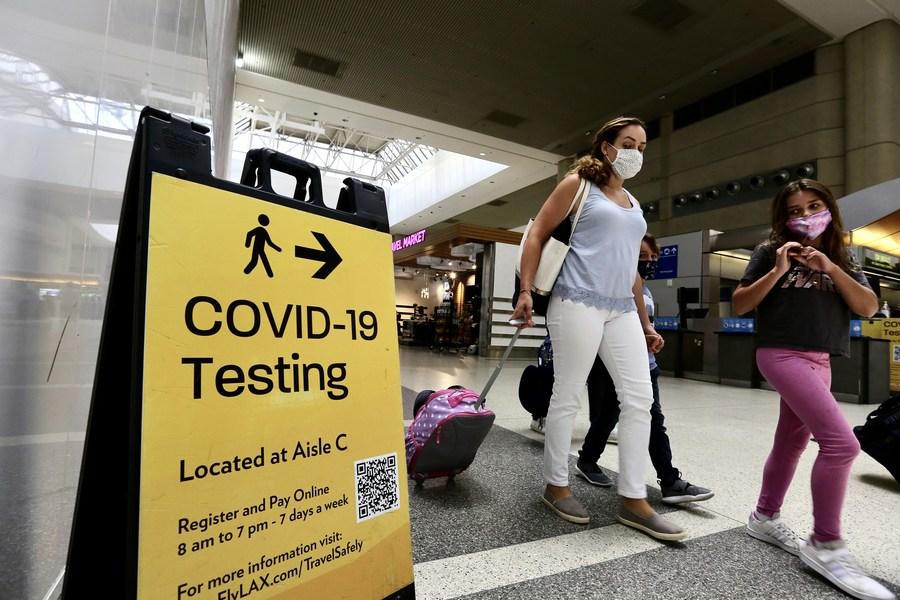 Người đã tiêm đủ 2 mũi vaccine Astra Zaneca có được vào Mỹ?