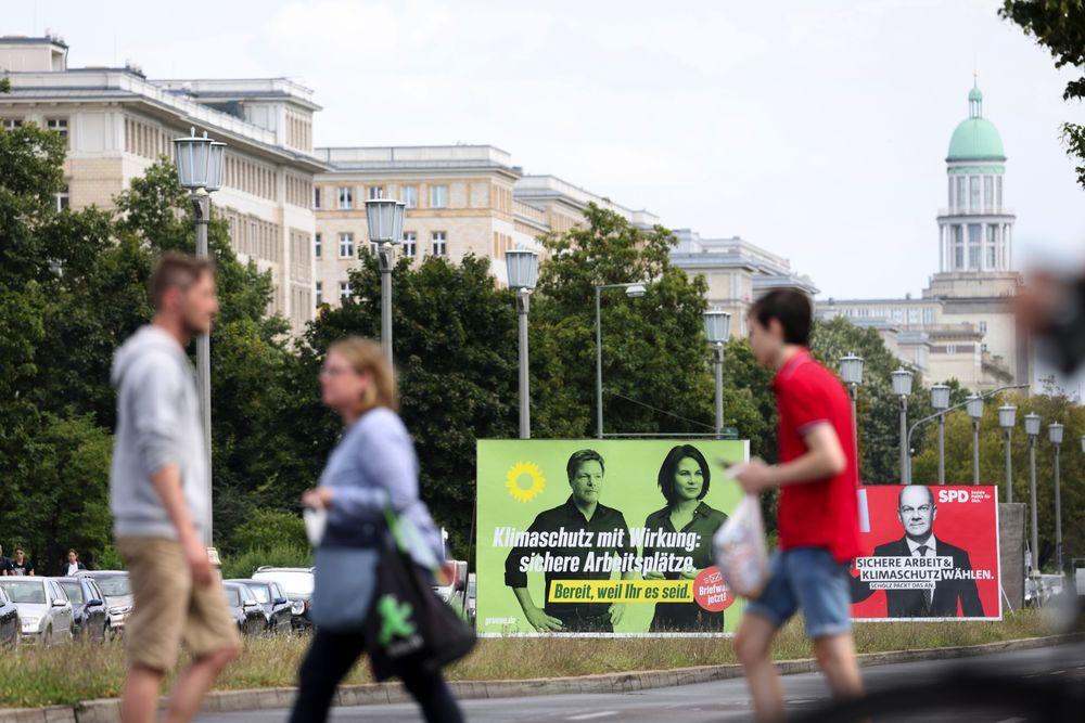 Ai sẽ dẫn dắt Đức tiếp tục vị trí dẫn đầu thời "hậu Merkel"?