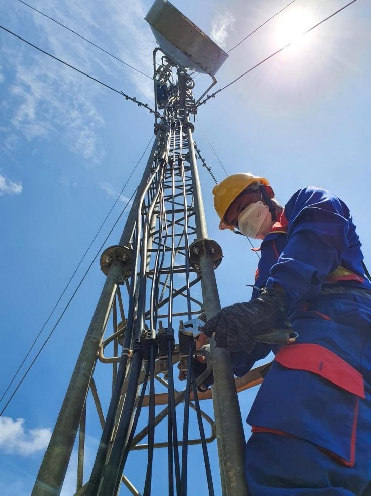 MobiFone về đích sớm dự án 3G/4G cho các thôn ‘trắng sóng’