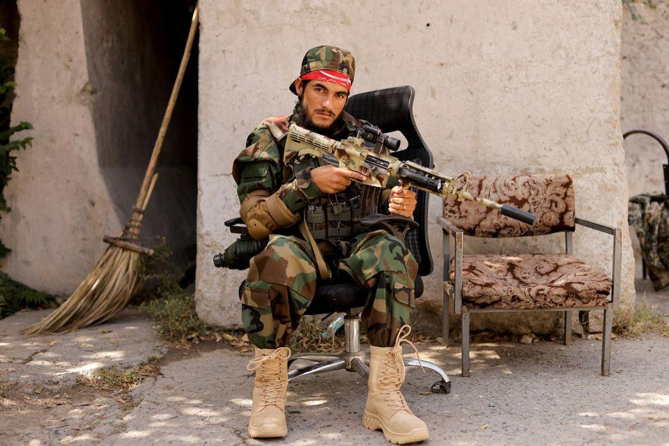 Vì sao Mỹ cử phái đoàn gặp Taliban?