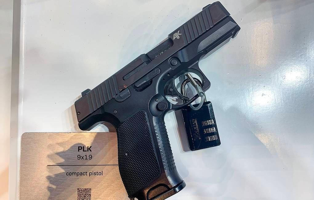 Bộ Nội vụ Nga chuẩn bị trang bị loại súng lục chiến đấu mới nhất